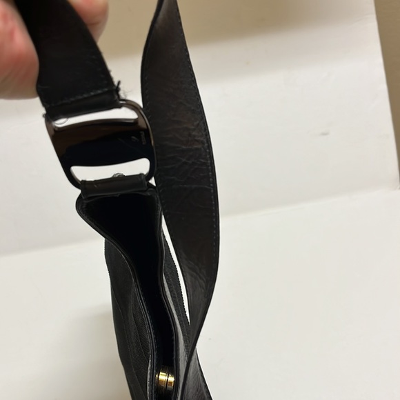 Salvatore Ferragamo black shoulder bag - Picture 7 of 15